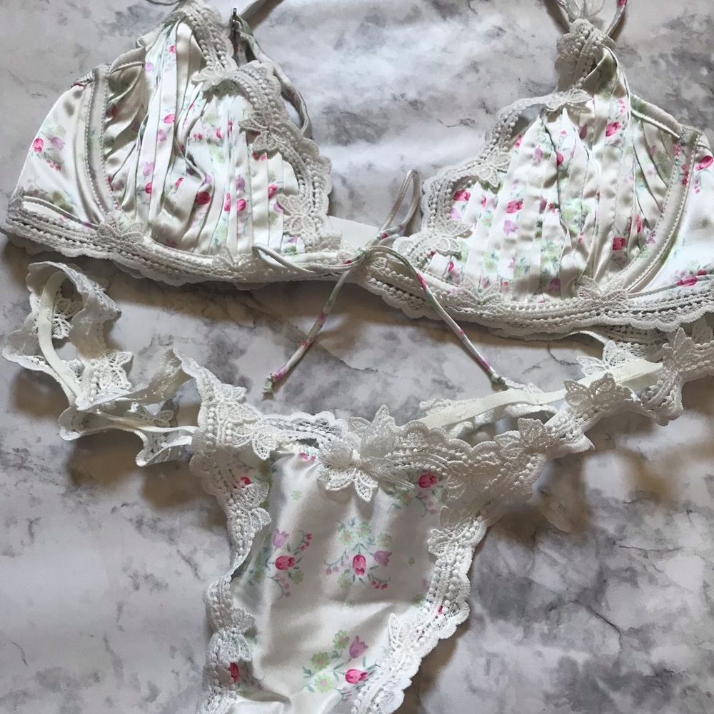 For Love & Lemons Bluebell Bouquet Bra and Thong Panty SET Size M, NWOT
